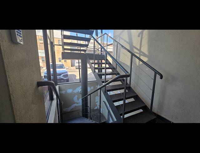 170M² WAREHOUSE TO LET IN NELSPRUIT CENTRAL
